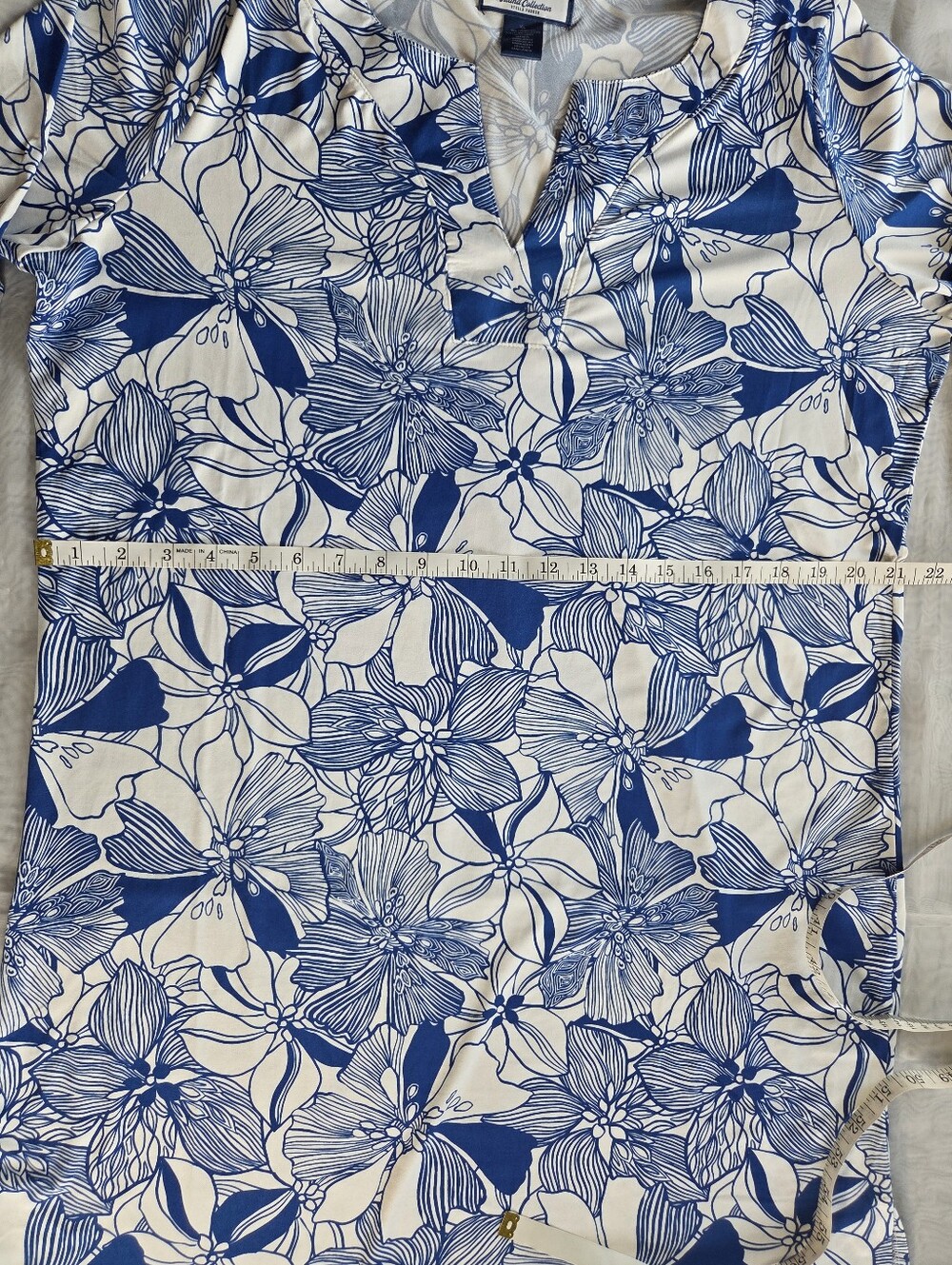 Island Collection Stella Parker Blue and White Floral Cover-Up Tunic - Picture 5 of 9